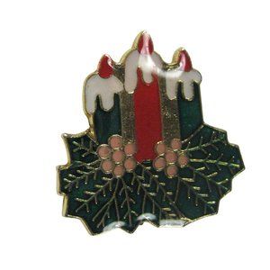 Christmas Brooch Candle 1 inch Goldtone Holly Holiday Vintage Lapel Pin Metal
